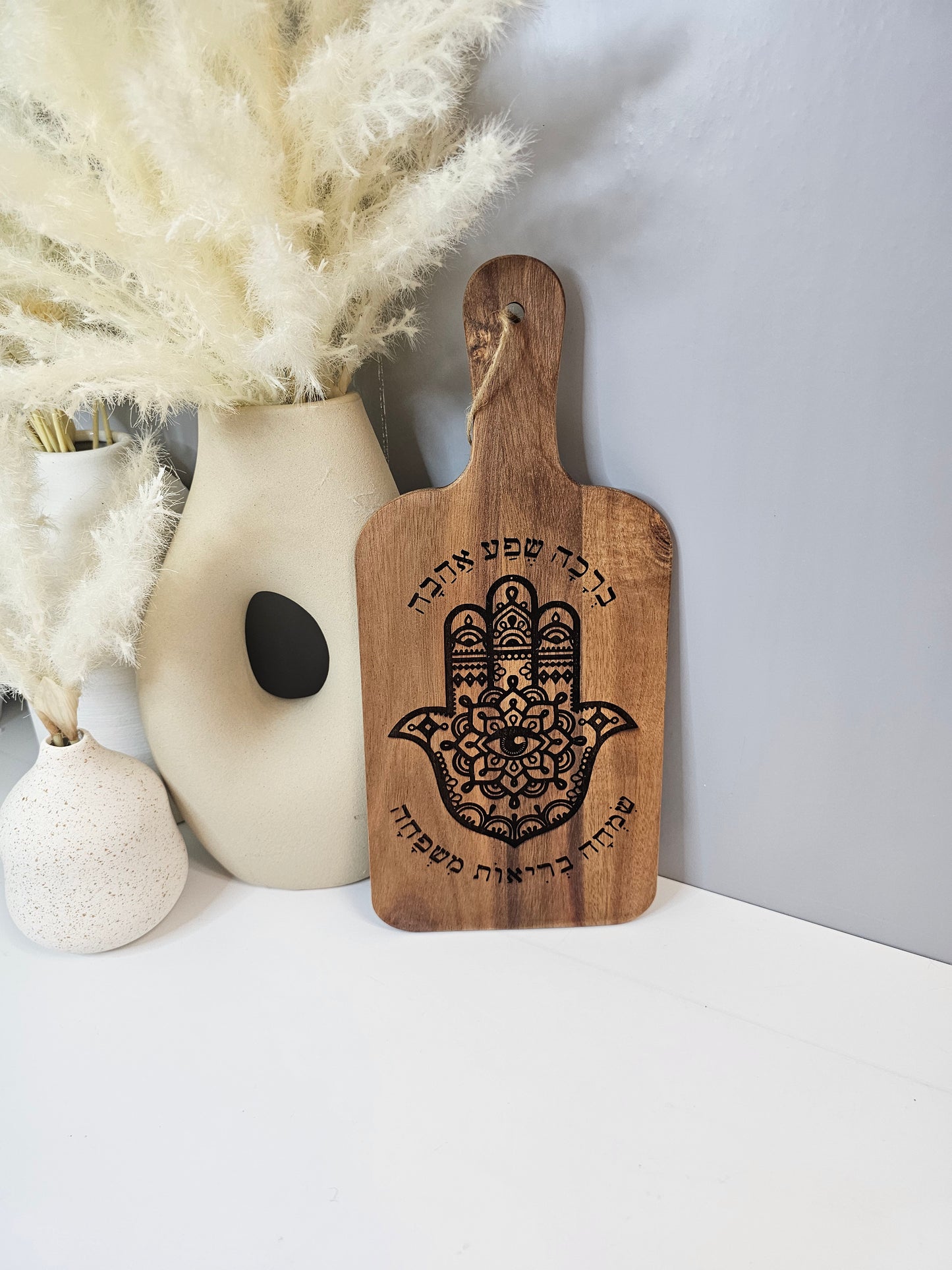 Custom Hamsa Design Cutting Wood Board.