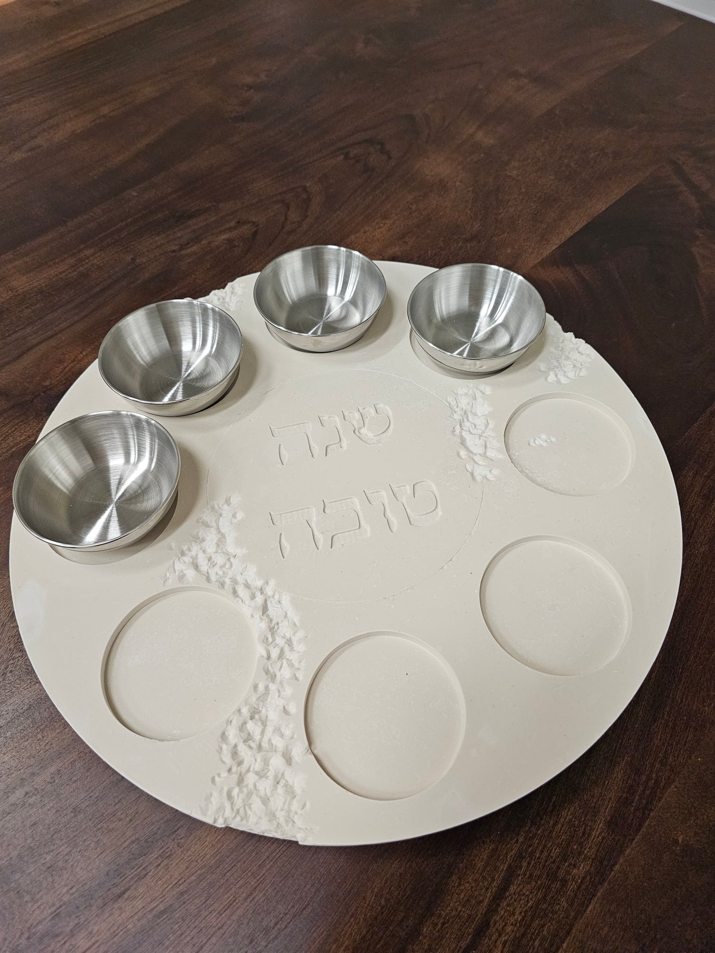 Modern Round Broken Rosh Hashanah Plate with Bowls